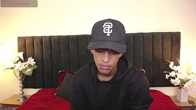 jhos padill online show from April 18, 1:48 pm