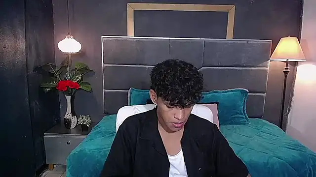 jhos padill online show from July 11, 1:08 am