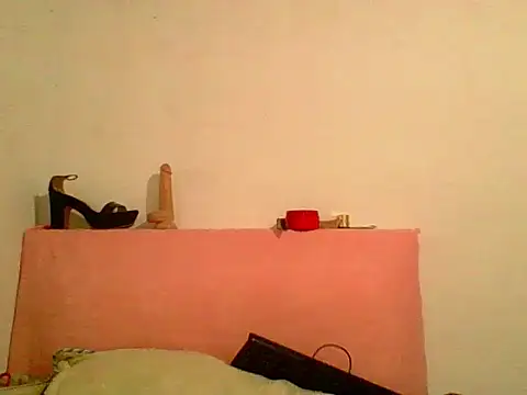 Snapshot of lexxie_emma chatting on September 12, 2:22 am lexxie emma online show from September 12, 2:22 am