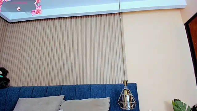 angel ponce online show from November 3, 7:37 pm