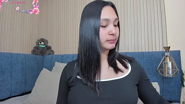 angel ponce online show from February 18, 7:10 pm