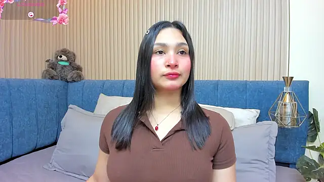 angel ponce online show from April 22, 7:04 pm