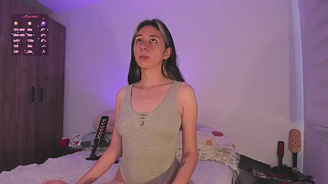 Snapshot of K2xxKrawl chatting on November 18, 9:08 pm K2xxKrawl online show from November 18, 9:08 pm