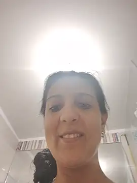 Snapshot of BasmaHernandez chatting on July 18, 3:05 pm BasmaHernandez online show from July 18, 3:05 pm