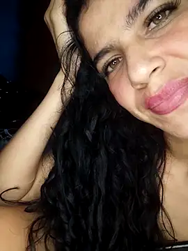 lucerocutte online show from April 27, 3:04 am