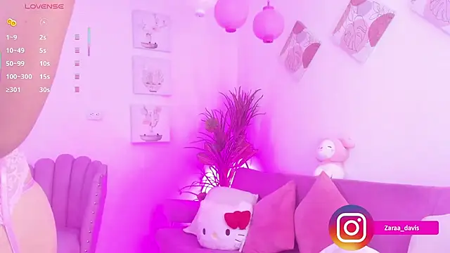 Snapshot of Zaradavis chatting on October 2, 9:11 pm Zaradavis online show from October 2, 9:11 pm