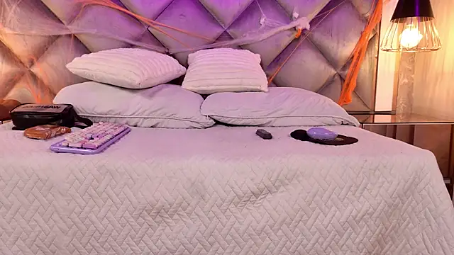 gemma sm online show from October 19, 3:07 am