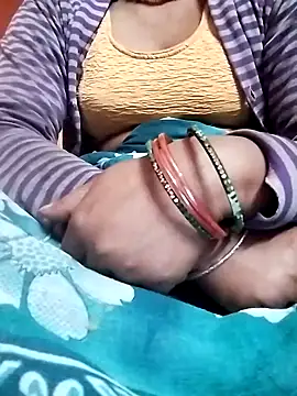 Snapshot of Gopika_Dudi chatting on January 16, 3:27 pm Gopika Dudi online show from January 16, 3:27 pm