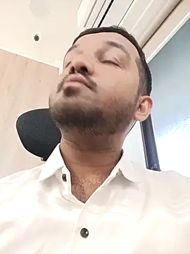 VJ17 online show from February 14, 5:48 am