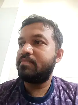 Snapshot of VJ17 chatting on April 5, 9:39 am VJ17 online show from April 5, 9:39 am