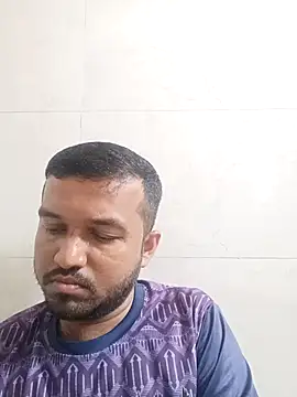 Snapshot of VJ17 chatting on April 12, 6:18 am VJ17 online show from April 12, 6:18 am