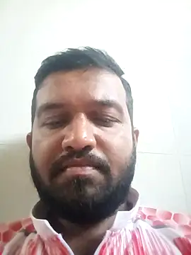 Snapshot of VJ17 chatting on April 30, 1:23 am VJ17 online show from April 30, 1:23 am