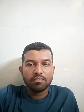 Snapshot of VJ17 chatting on May 3, 7:14 am VJ17 online show from May 3, 7:14 am