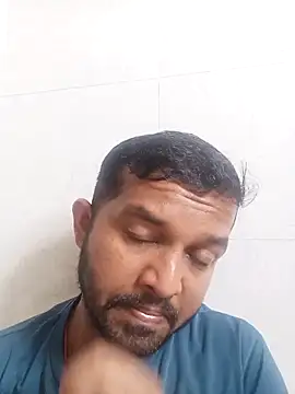 Snapshot of VJ17 chatting on May 10, 9:47 am VJ17 online show from May 10, 9:47 am