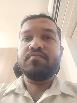 Snapshot of VJ17 chatting on May 15, 10:11 am VJ17 online show from May 15, 10:11 am
