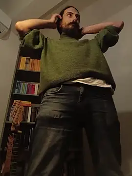Snapshot of Mrkurt86 chatting on October 28, 7:49 pm Mrkurt86 online show from October 28, 7:49 pm