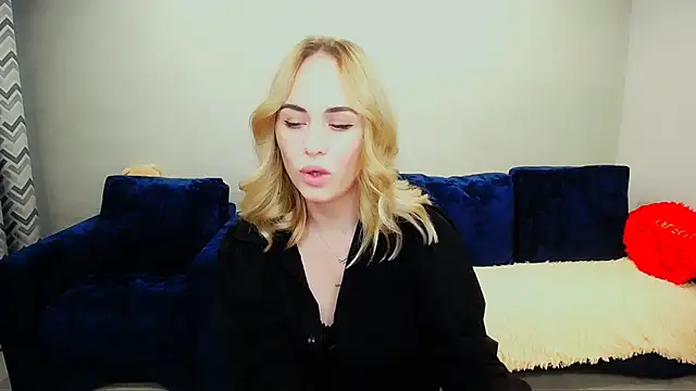 LiluMoon   online show from June 28, 3:18 pm