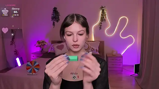 Lisa Blossom online show from March 25, 6:08 am