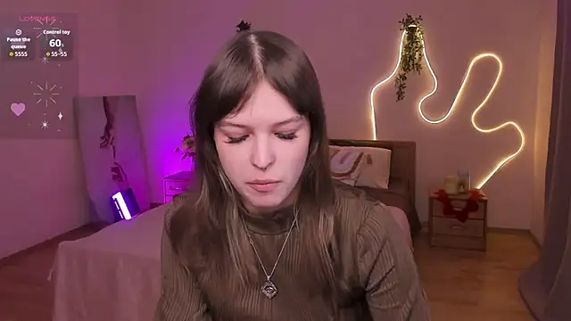 Lisa Blossom online show from April 23, 6:03 am