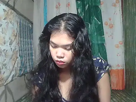 Snapshot of Sweetestsiner chatting on February 10, 4:38 am Sweetestsiner online show from February 10, 4:38 am