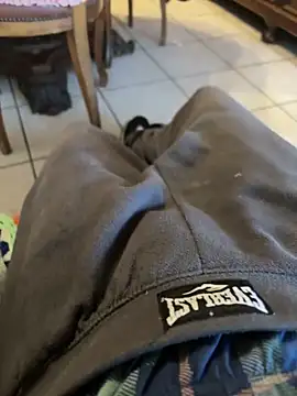 Snapshot of piacentino69 chatting on October 11, 9:52 am piacentino69 online show from October 11, 9:52 am