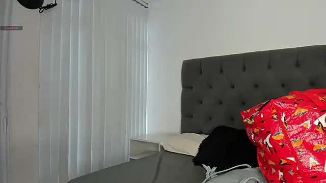 VictoriaParkeer online show from April 18, 11:14 am