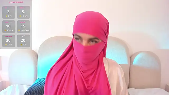 Snapshot of najwa__ chatting on September 17, 5:42 am najwa   online show from September 17, 5:42 am