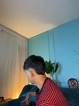 Leo Savage  online show from March 30, 3:51 am