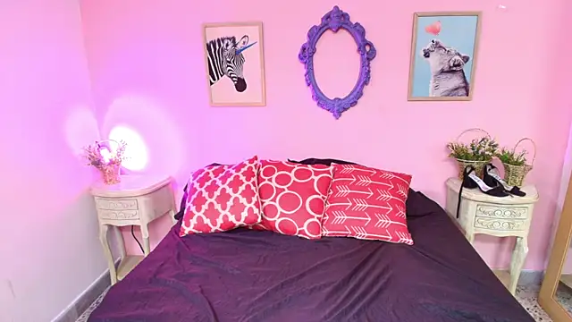 Nahomi Rivera online show from September 22, 12:51 pm