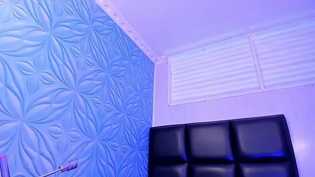 Monthiee online show from October 28, 3:43 am