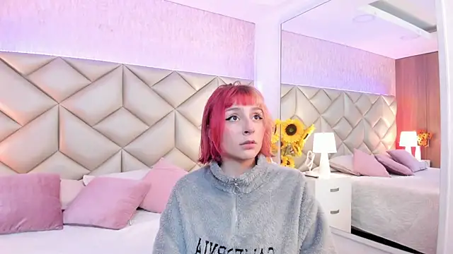 Snapshot of dafnne_hall chatting on December 4, 4:22 am dafnne hall online show from December 4, 4:22 am