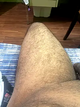 Snapshot of Binuthomas chatting on September 13, 8:58 am Binuthomas online show from September 13, 8:58 am