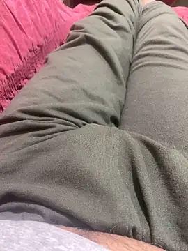 Snapshot of Binuthomas chatting on September 23, 11:19 pm Binuthomas online show from September 23, 11:19 pm