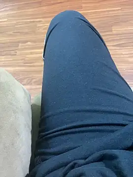 Snapshot of Binuthomas chatting on October 8, 10:29 pm Binuthomas online show from October 8, 10:29 pm