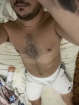 Snapshot of HOTDAN92 chatting on October 29, 1:08 am HOTDAN92 online show from October 29, 1:08 am