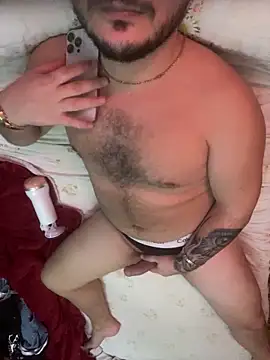 Snapshot of HOTDAN92 chatting on November 8, 2:45 am HOTDAN92 online show from November 8, 2:45 am