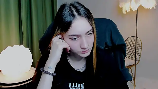 olivianorton online show from September 29, 3:39 pm