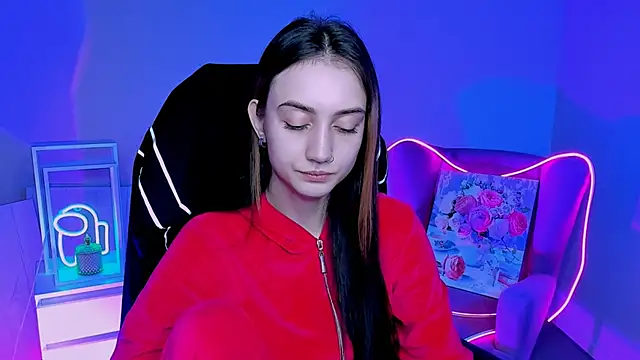 olivianorton online show from October 15, 2:39 pm