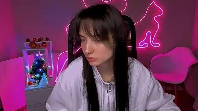 olivianorton online show from January 11, 2:22 pm