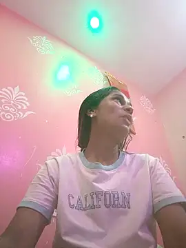 hotshreya69 online show from September 10, 7:08 am