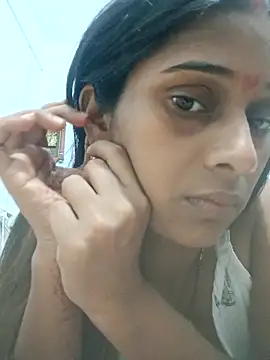 hotshreya69 online show from September 15, 5:07 am