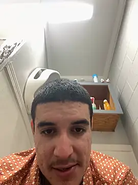 Cachondo29048 online show from April 19, 5:07 am