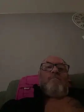 naughtygrandad1 online show from December 20, 8:32 am