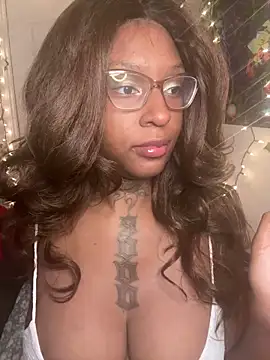 MistiSavannah online show from May 23, 11:58 am