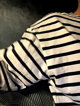 Snapshot of icefun1109 chatting on November 15, 4:14 pm icefun1109 online show from November 15, 4:14 pm