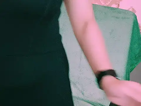 My Rose online show from October 16, 6:20 pm