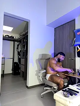 Andrew Johnnson online show from November 25, 7:47 pm