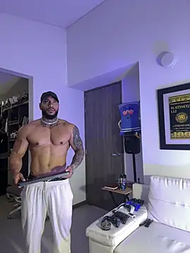 Andrew Johnnson online show from April 22, 1:23 pm