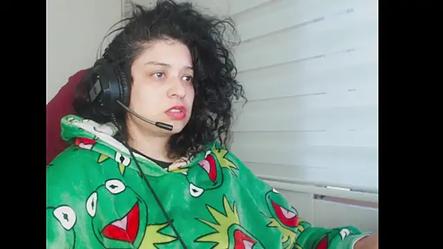 Snapshot of miss_carmila1 chatting on September 24, 10:46 pm miss carmila1 online show from September 24, 10:46 pm