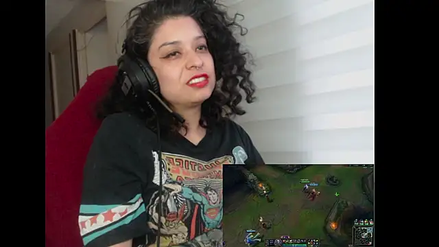 Snapshot of miss_carmila1 chatting on October 4, 10:41 pm miss carmila1 online show from October 4, 10:41 pm